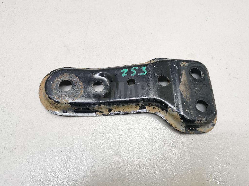 Кронштейн передней балки 5Q0199517E VAG