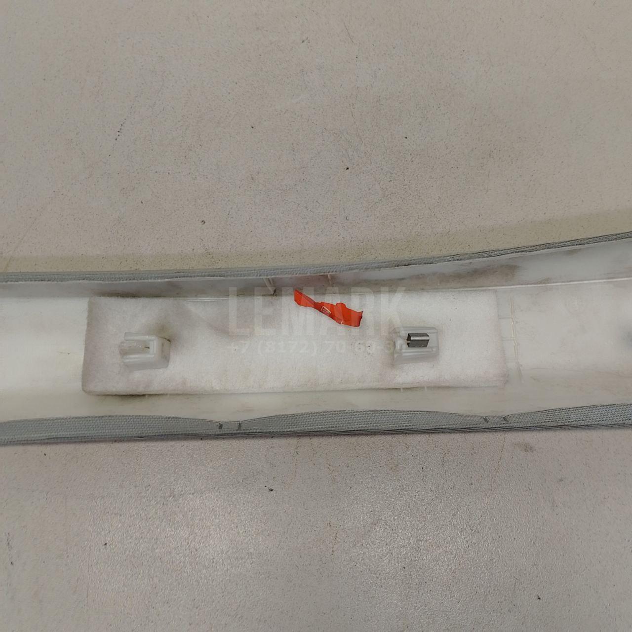 Обшивка стойки для  BMW 4-serie F32/F33/F82 2012-2020