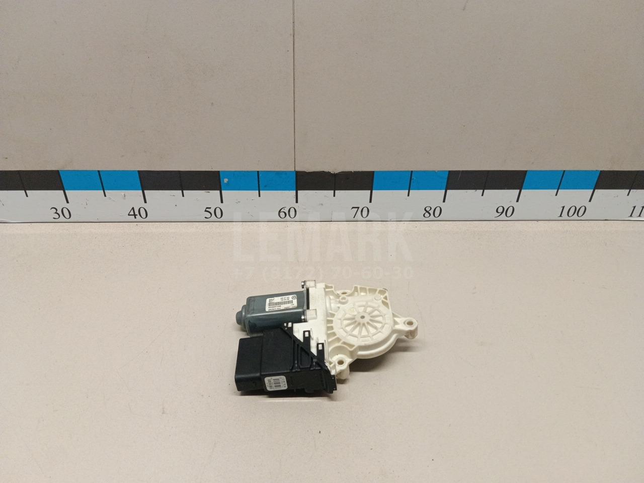 Моторчик стеклоподъемника 5N0959704DVW2 VAG