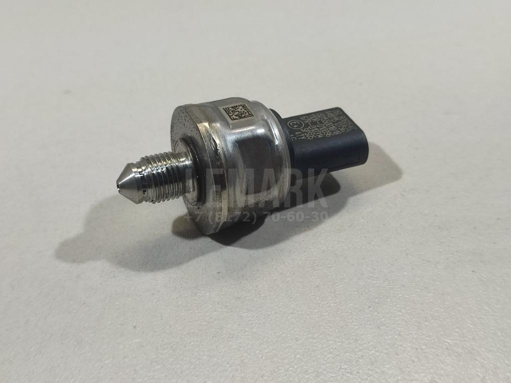 Датчик давления топлива 06L906054C VAG