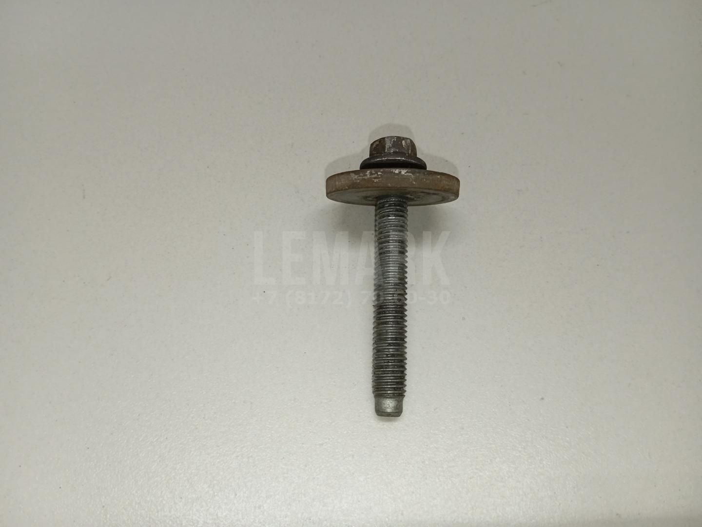 Болт передней ступицы 1569107 Ford