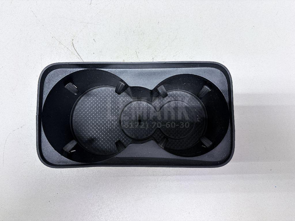 Подстаканник 7L6858602C9B9 VAG