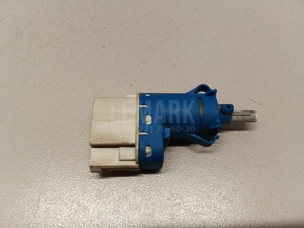 Датчик включения стопсигнала 3M5T9C872AC Ford
