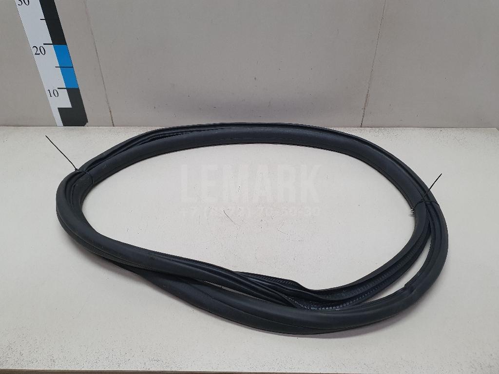 Уплотнитель (внутри) 5L0867365A9B9 VAG