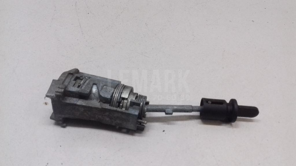 Вставка замка двери лев. для  BMW 3-serie F30/F31/F80 2011-2020