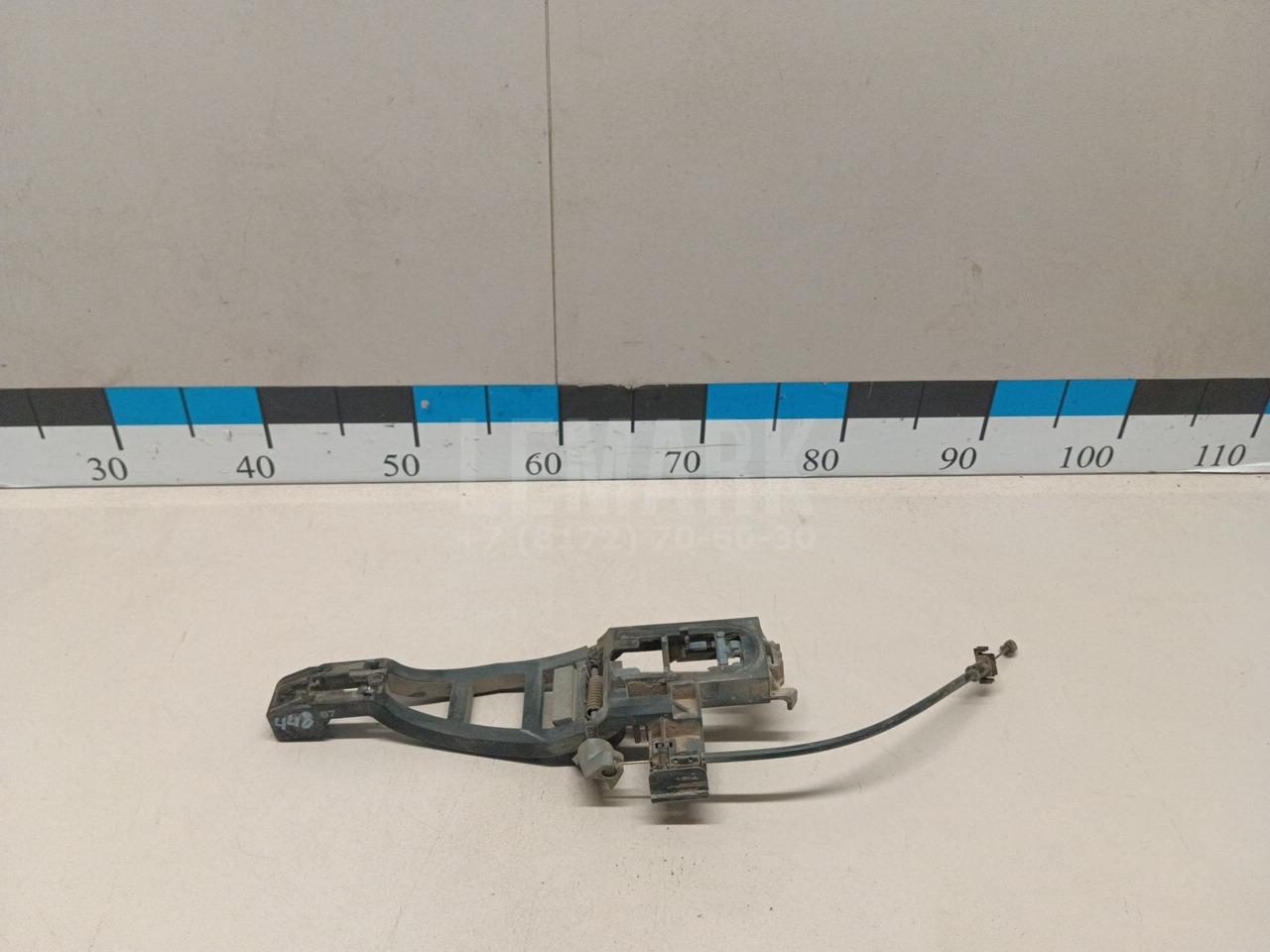 Кронштейн ручки 1480049 Ford