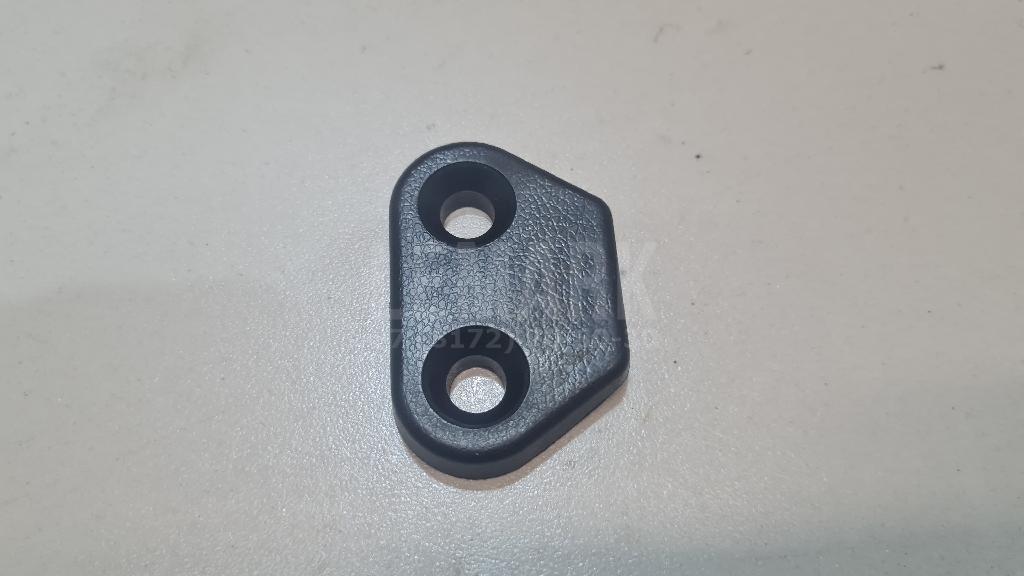 Отбойник крышки багажника 81738C9000 Hyundai-Kia