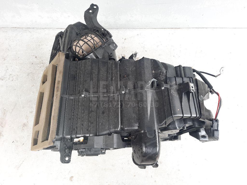Корпус отопителя для  Ford Focus II 2008-2011