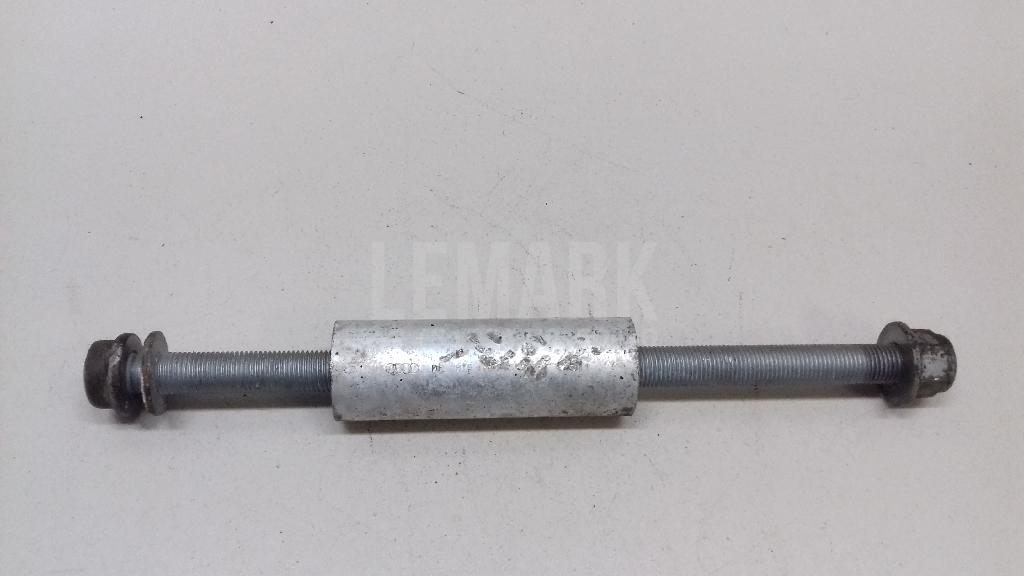 Болт заднего рычага для  Astra HD 8 2005-2011