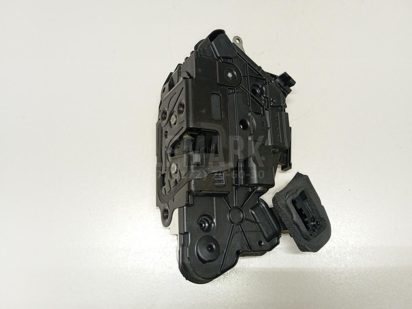 Замок двери передней правой 5K2837016B VAG