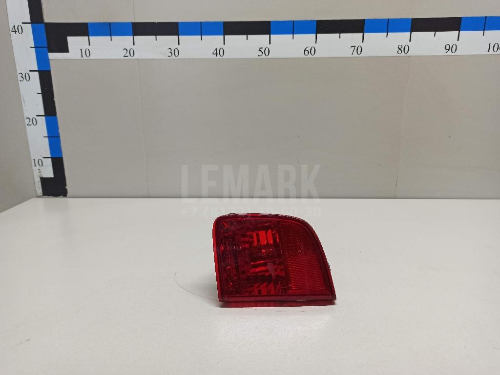 Фонарь задний в бампер правый 8145760020 Toyota