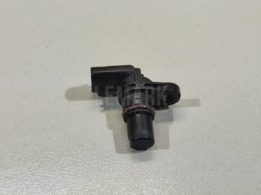 Датчик положения распредвала 04C907601 VAG