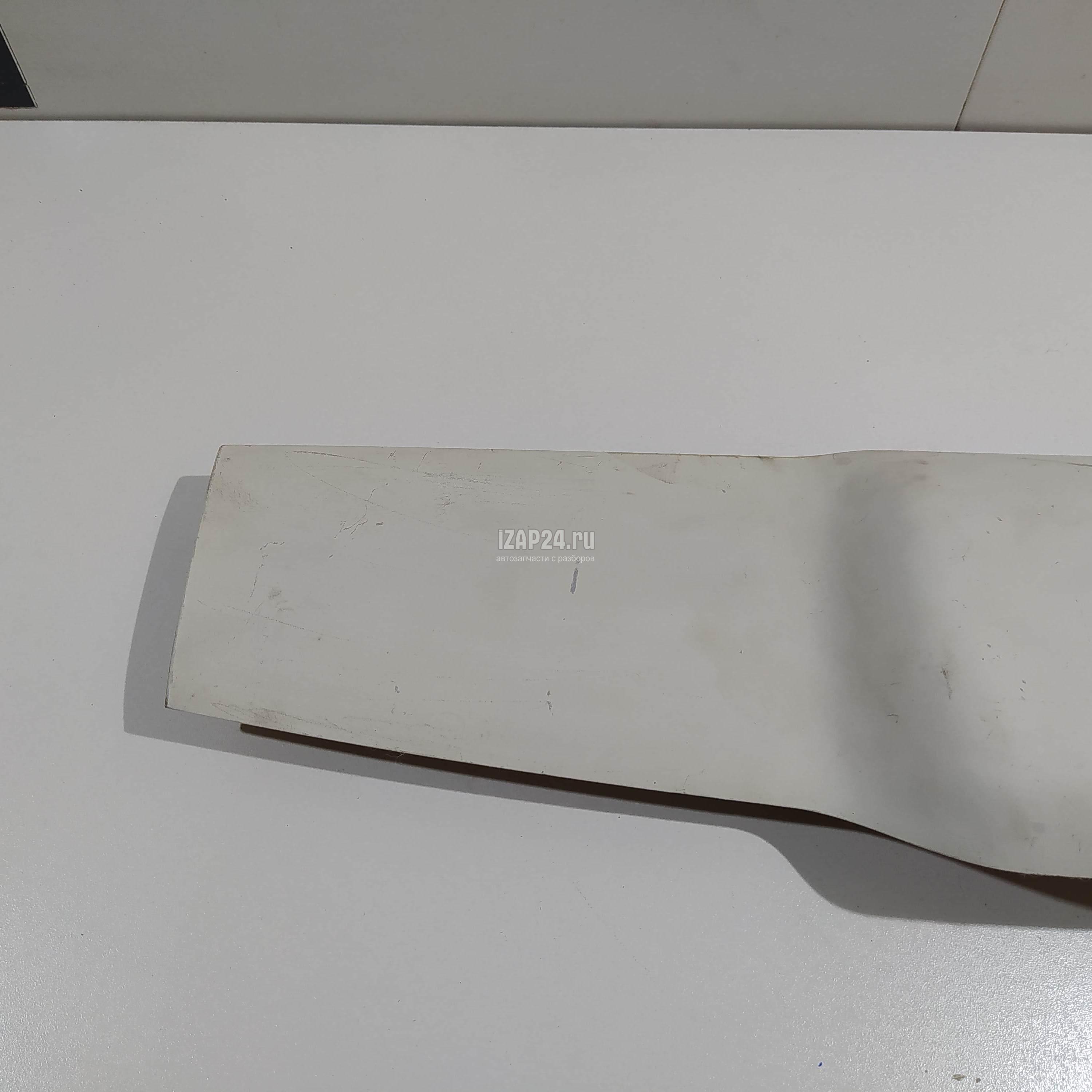 EQT000110NUG Обшивка двери багажника Land Rover Range Rover III (LM) (2002 - 2012)