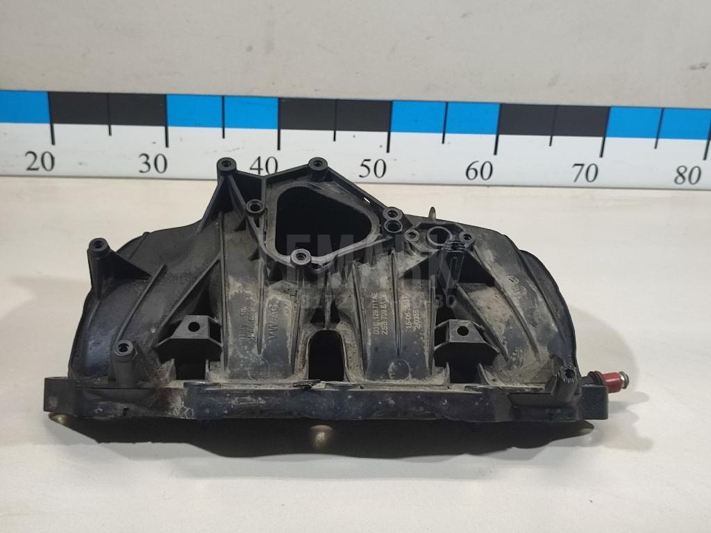 Коллектор впускной 03C129711AE VAG