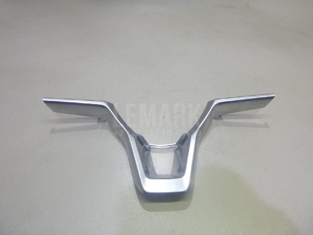 Накладка декоративная 484675FA0A Nissan