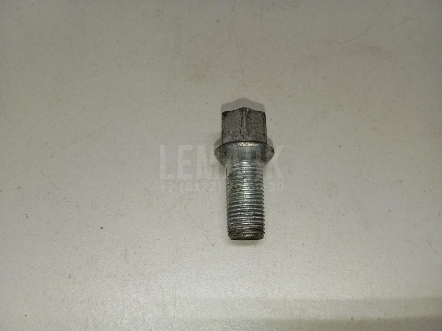 Болт колесный WHT001812 VAG