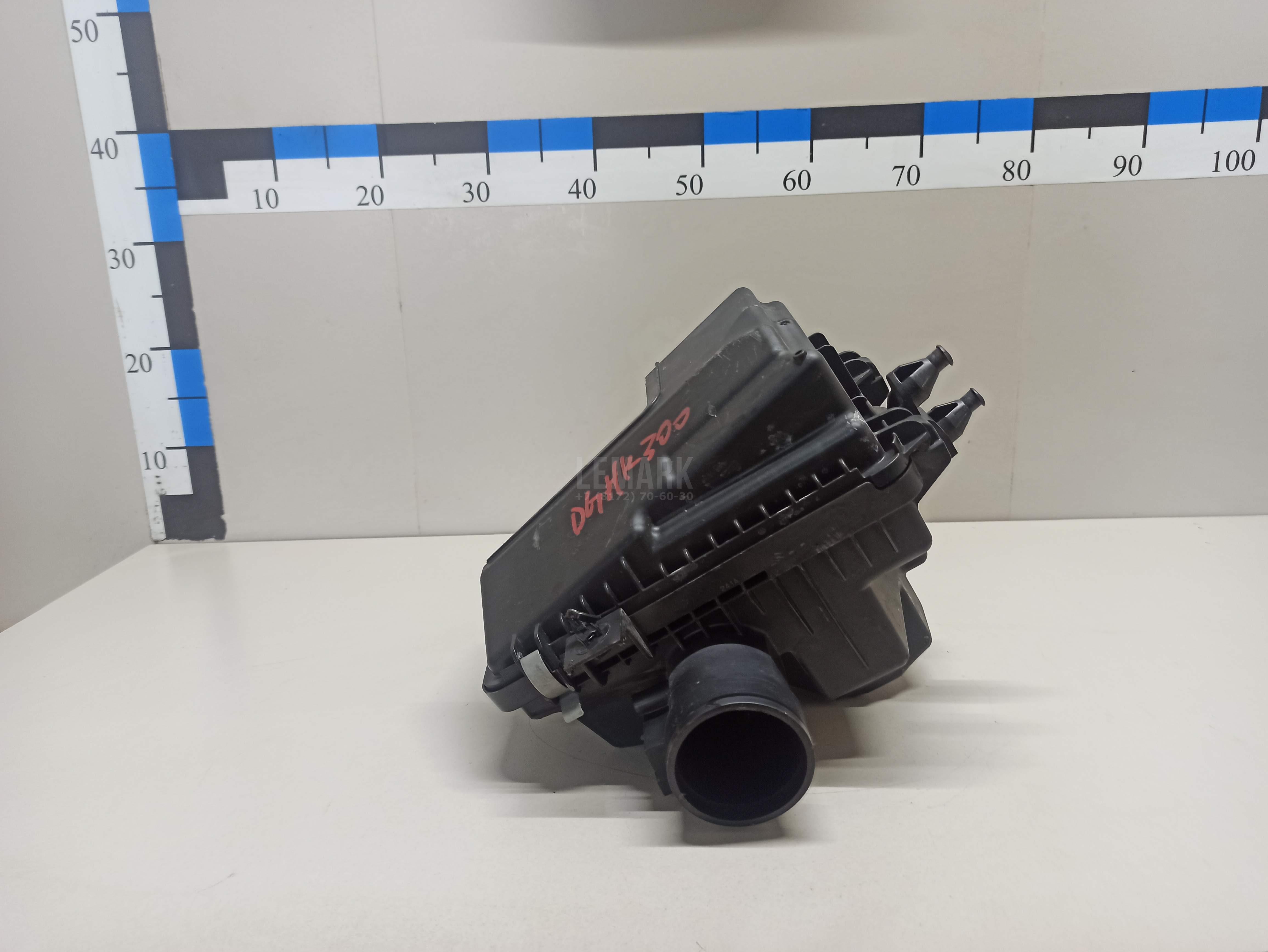 Корпус воздушного фильтра 165004EF0B Nissan