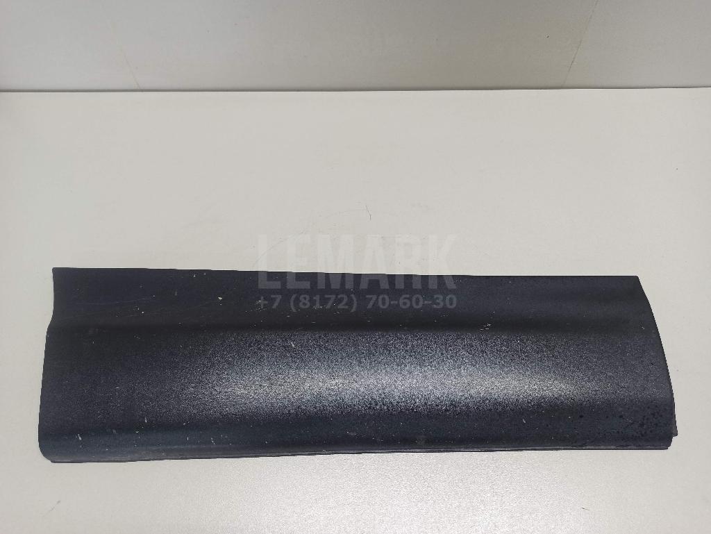 Накладка двери задней правой 828704EA0A Nissan