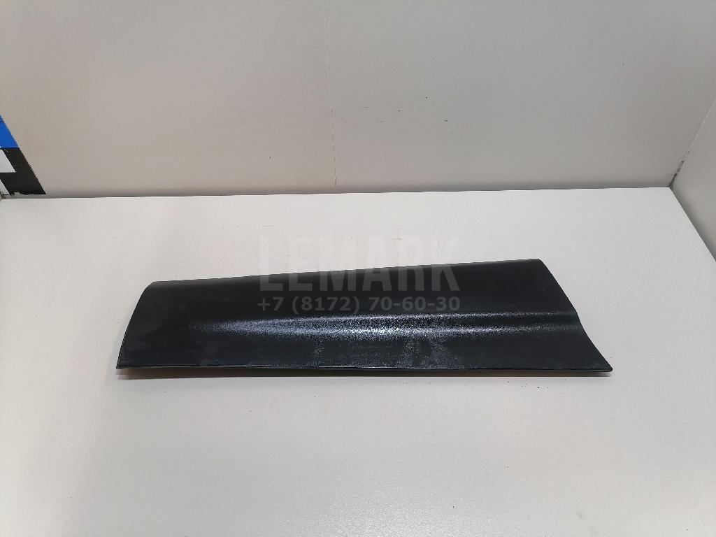 Накладка двери задней правой 828704EA0A Nissan
