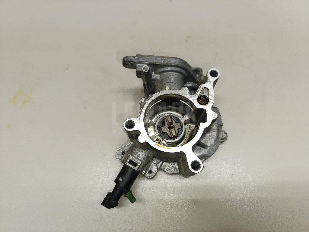 Насос вакуумный 06J145100G VAG