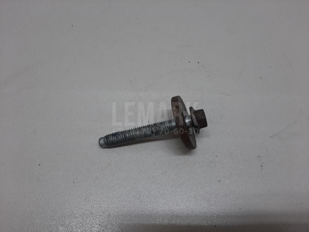 Болт передней ступицы 1569107 Ford