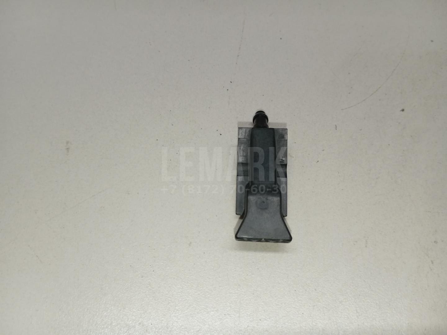 Форсунка омывателя лобового стекла 6E0955985B VAG