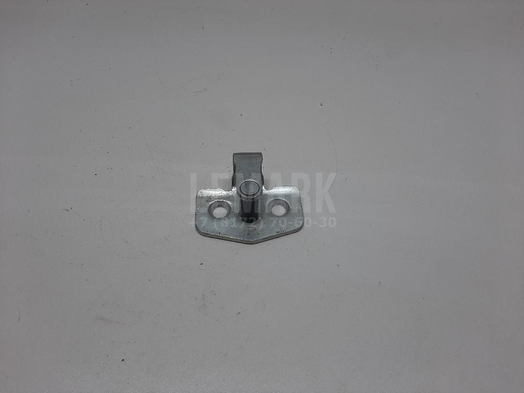 Ответная часть замка двери 158651 GM