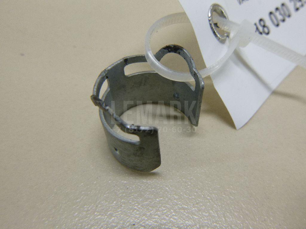 Крепеж форсунки 04E133036A VAG