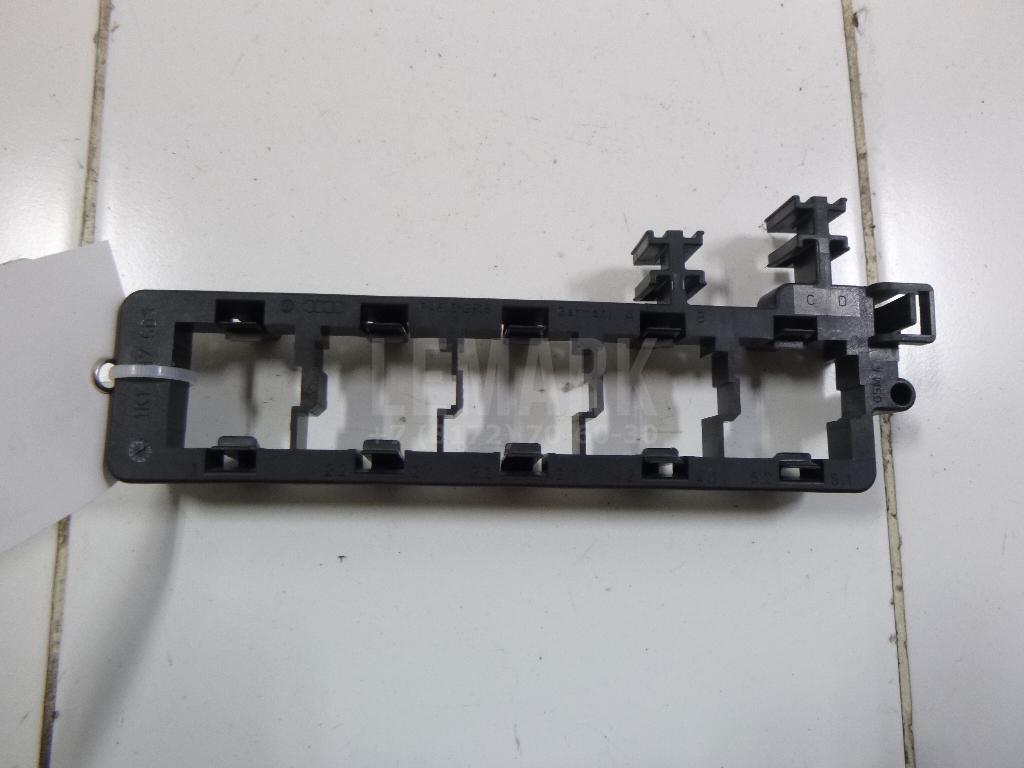 Блок реле для  BMW 5-serie E60/E61 2003-2009