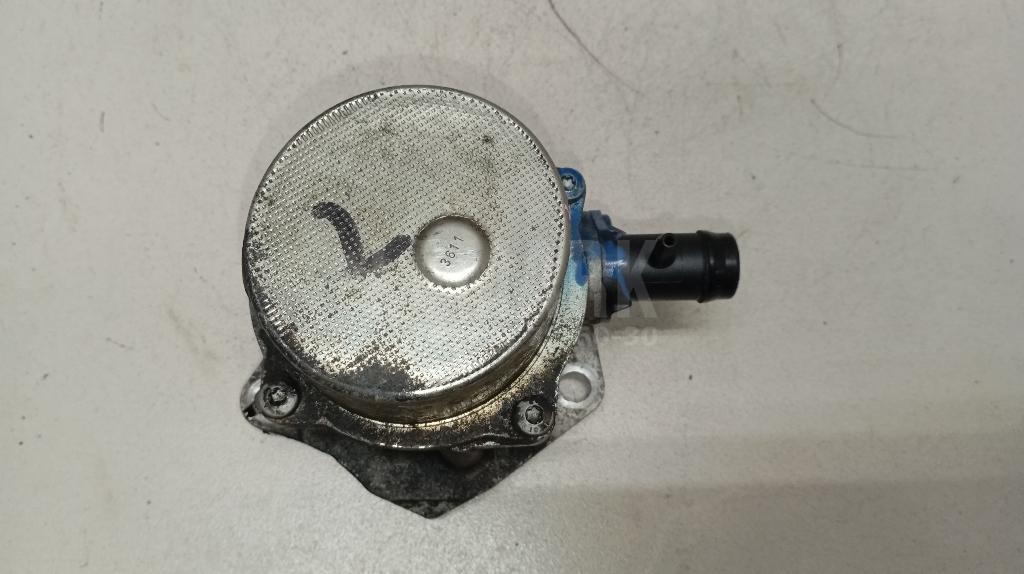 Насос вакуумный 146505272R Renault