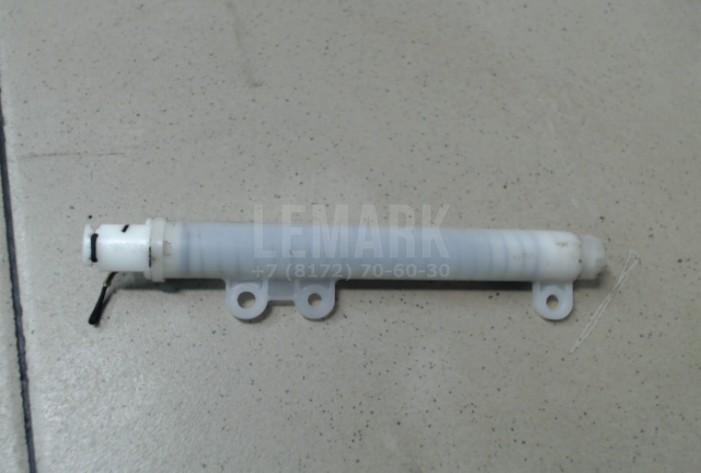 Демпфер бардачка 68513EN00A Nissan
