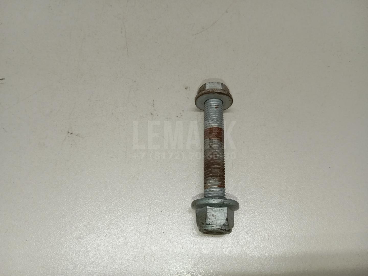 Болт переднего рычага N10421304 VAG