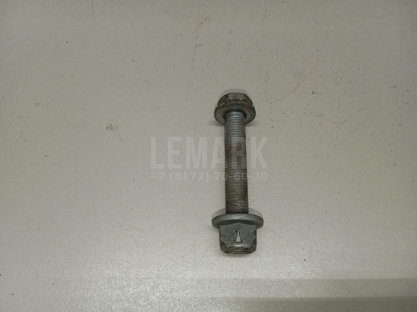 Болт переднего рычага N10421304 VAG