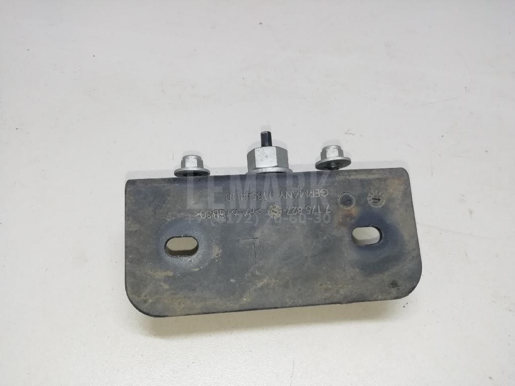 Отбойник двери для  BMW X5 E53 2000-2007