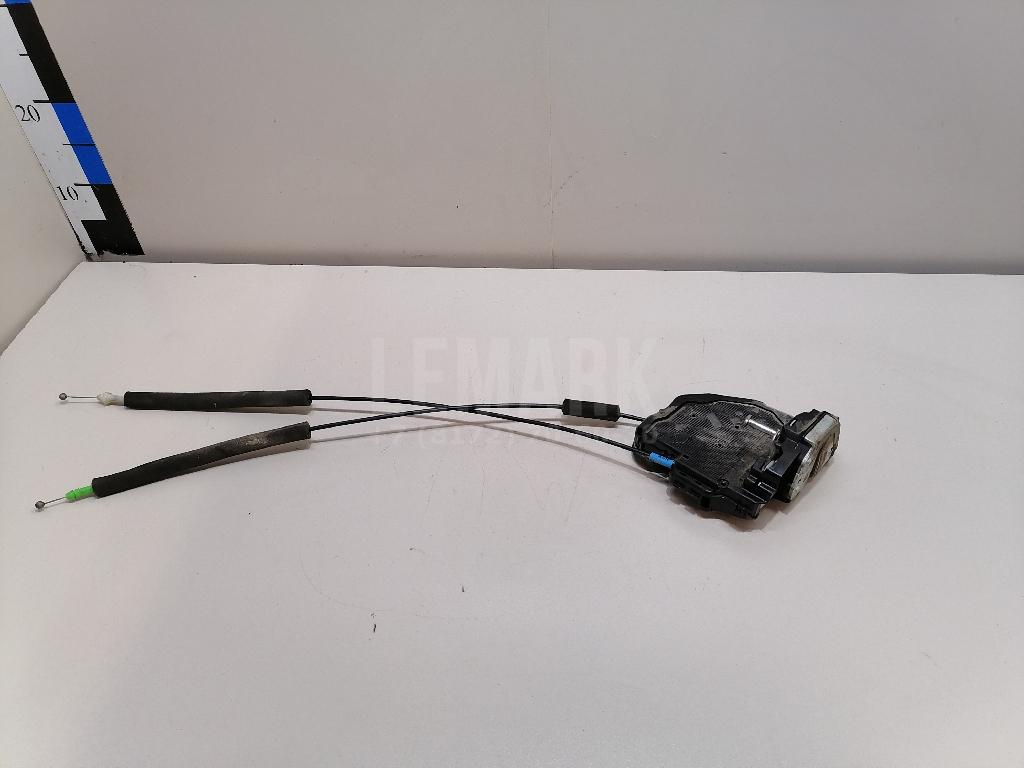 Замок двери задней левой 6906033120 Toyota