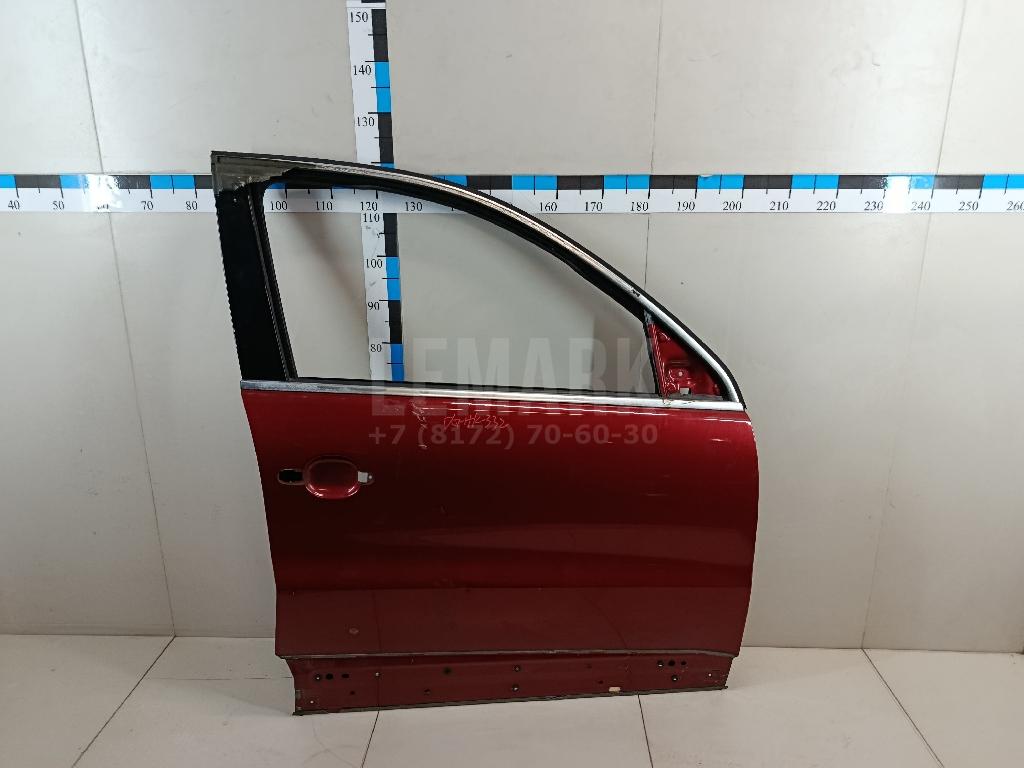 Дверь передняя правая 5N0831056B VAG