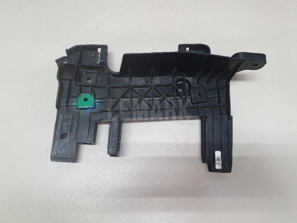 Кронштейн решетки радиатора правый 5509103XST13A Great Wall