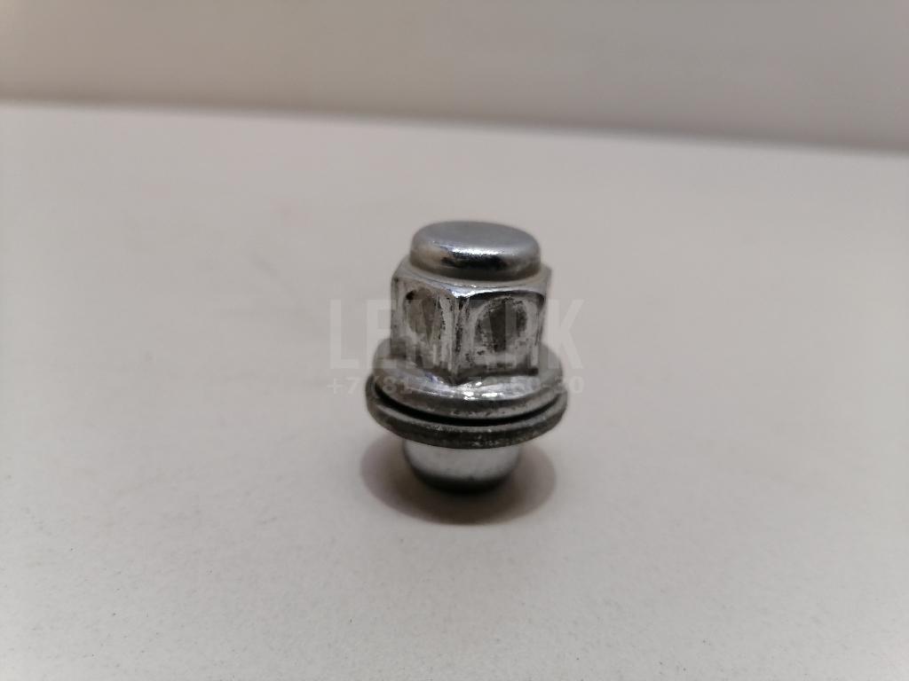 Гайка колеса 9094201033 Toyota