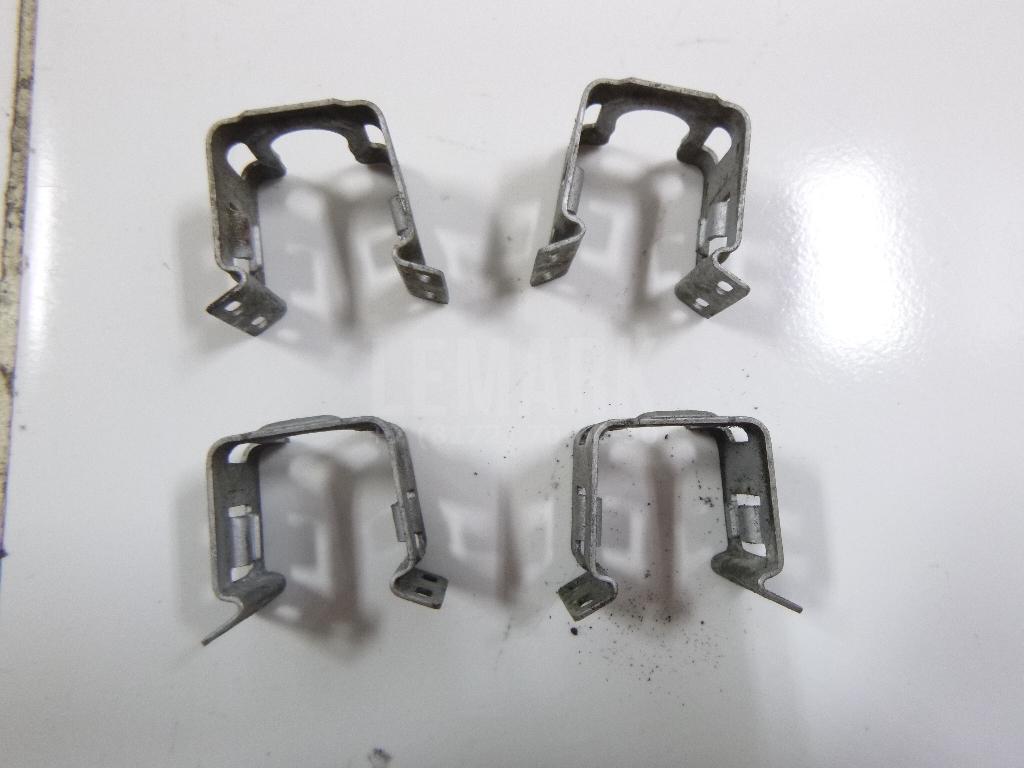 Крепеж форсунки 1429835 Ford