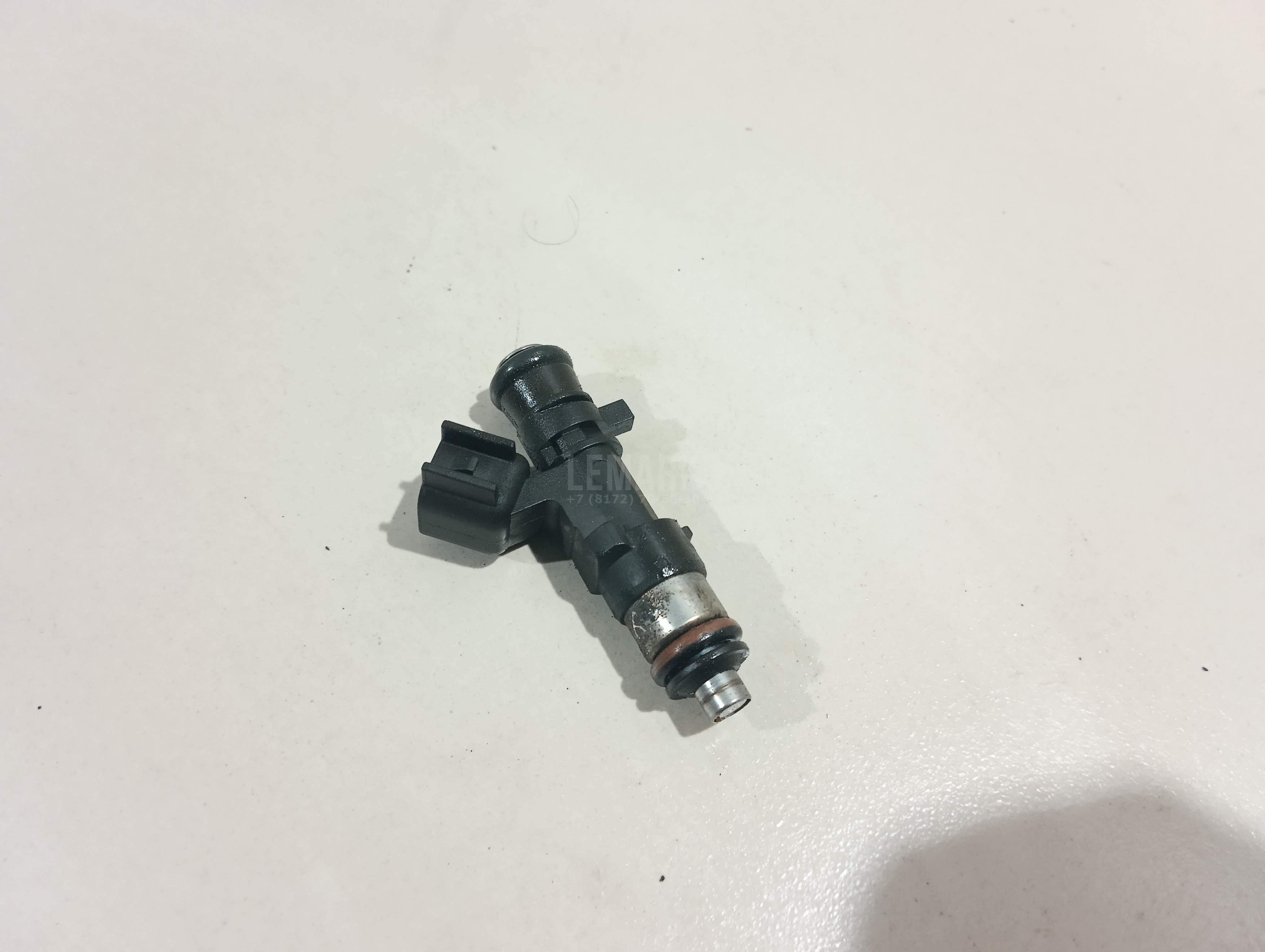 Форсунка инжекторная электрическая 30757534 Volvo