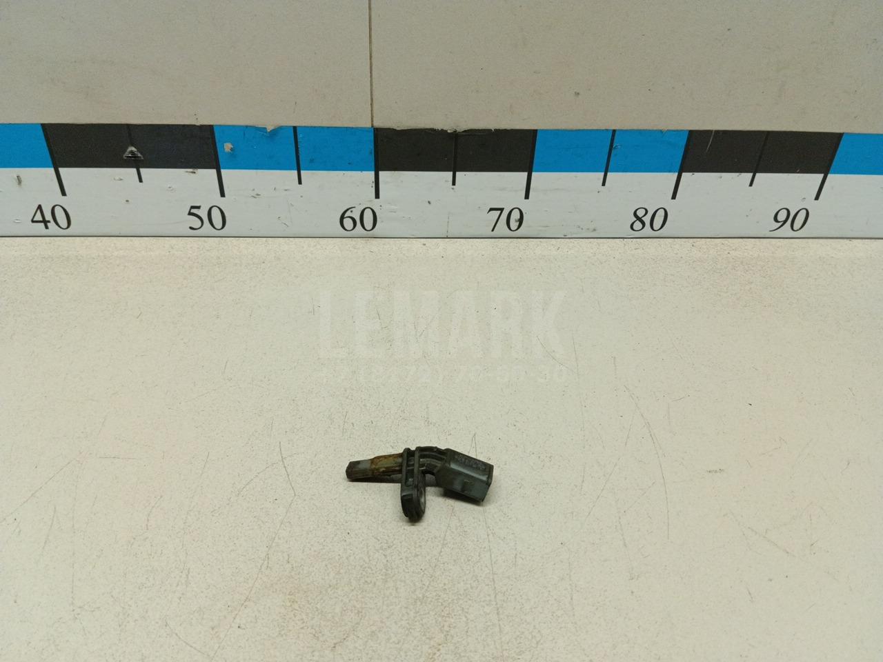 Датчик ABS 95560640511 VAG