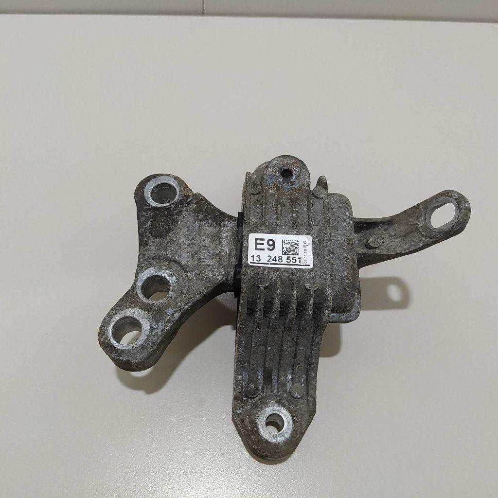 Опора КПП левая 13248551 GM