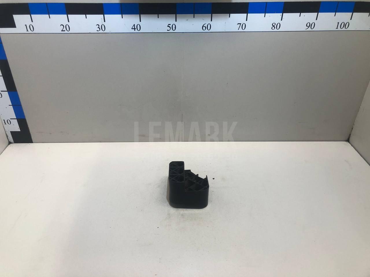Кронштейн (сопут. товар) 823931H010 Hyundai-Kia