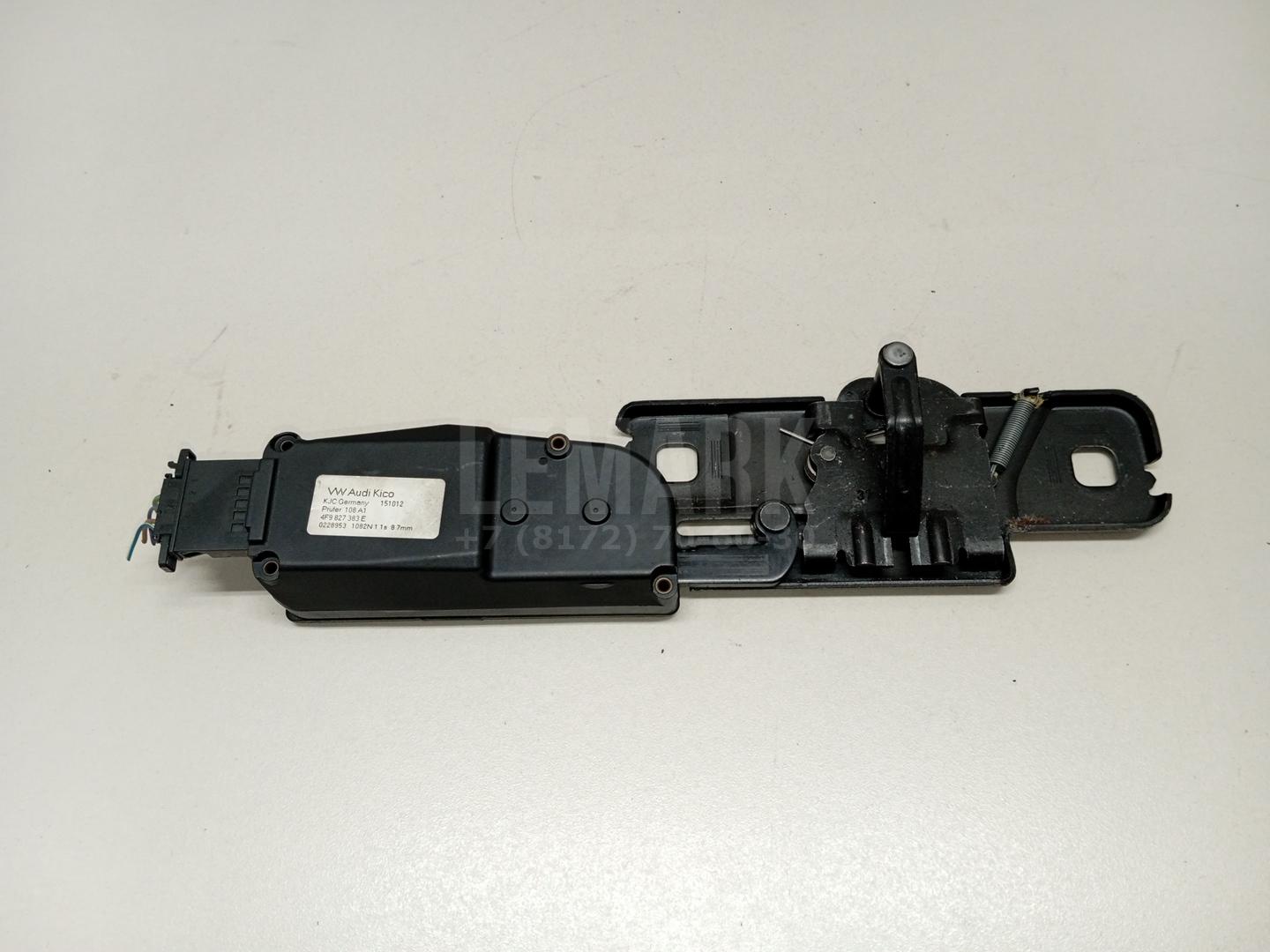 Ответная часть замка багажника 4F9827383E VAG