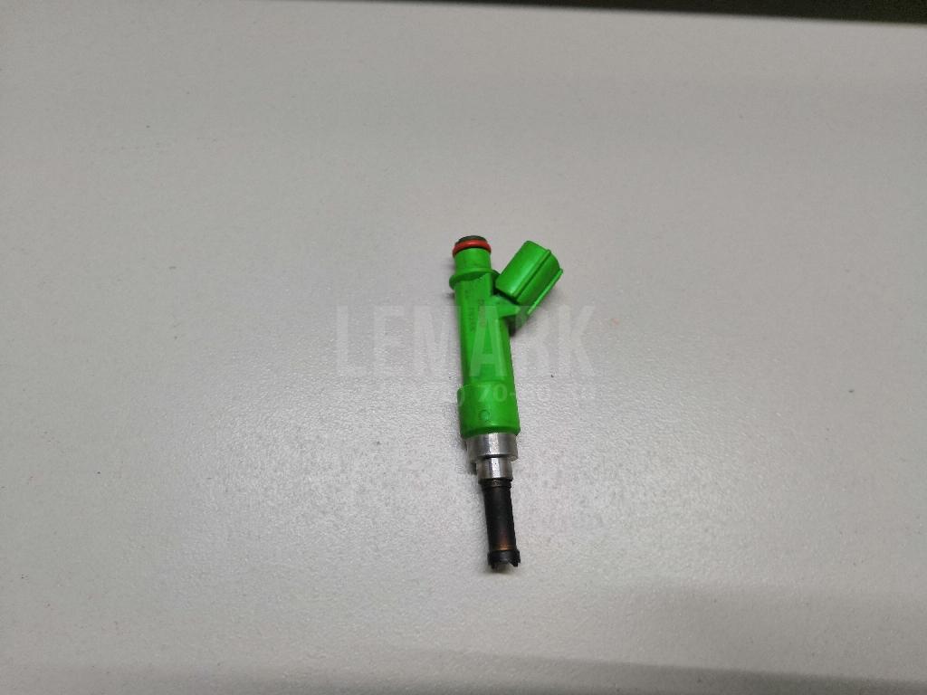 Форсунка инжекторная электрическая 2320939175 Toyota