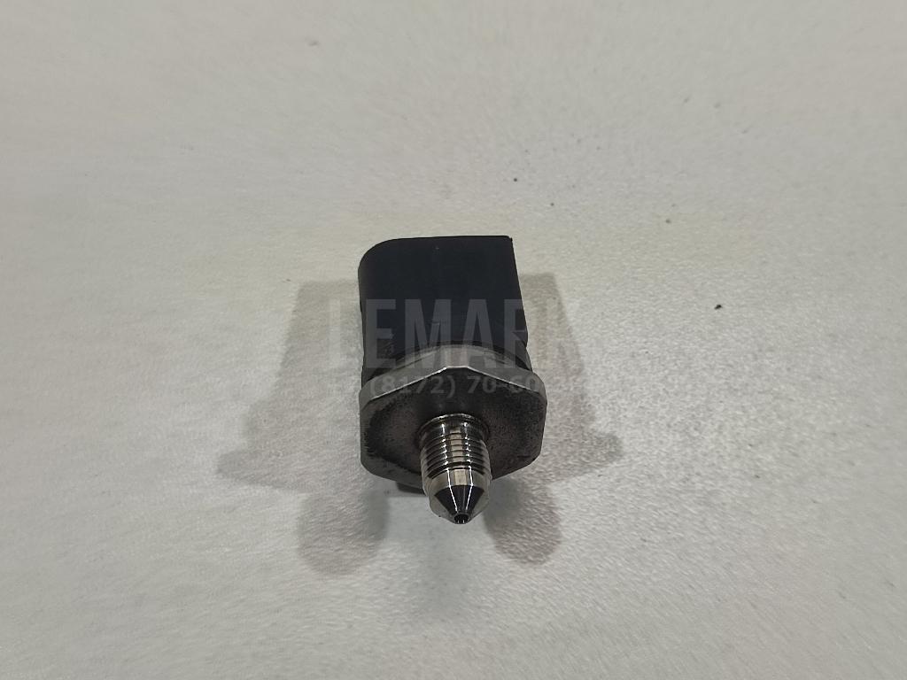 Датчик давления топлива 06J906054J VAG
