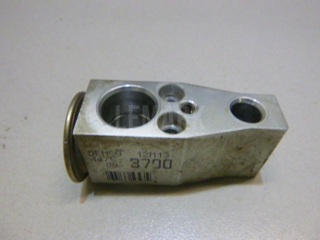 Клапан кондиционера 8851512100 Toyota