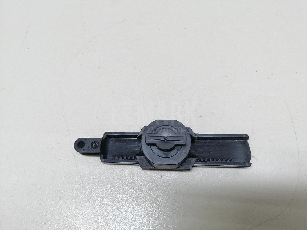 Демпфер бардачка 5L0880324 VAG