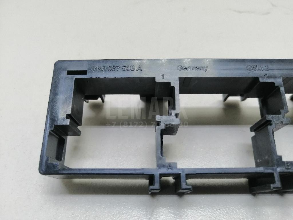 Блок реле для  BMW X5 E70 2007-2013