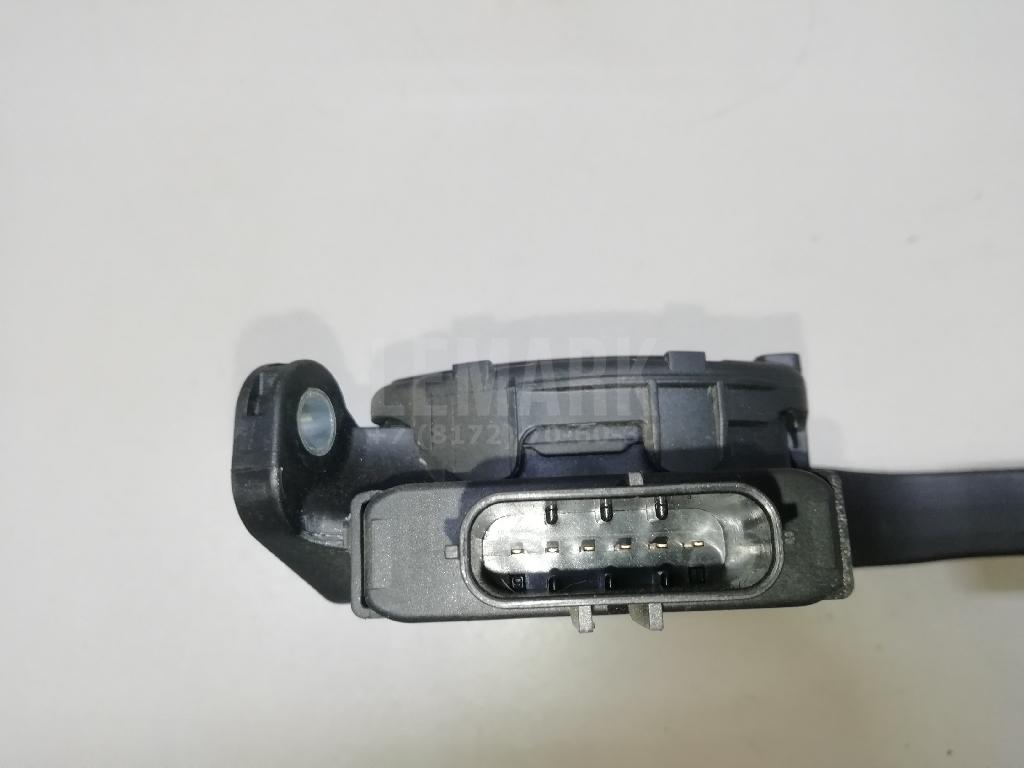 Педаль газа для  Cadillac De Ville 1999-2005
